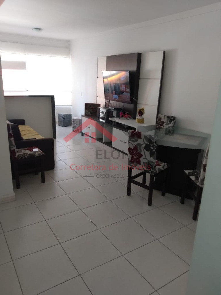 Apartamento à venda com 2 quartos, 77m² - Foto 3