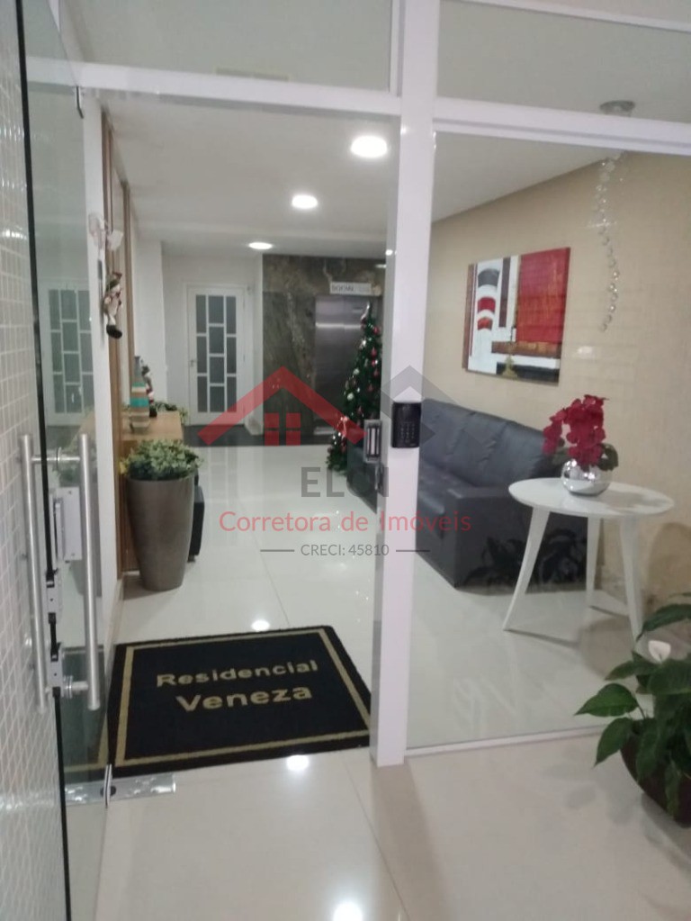 Apartamento à venda com 2 quartos, 77m² - Foto 2