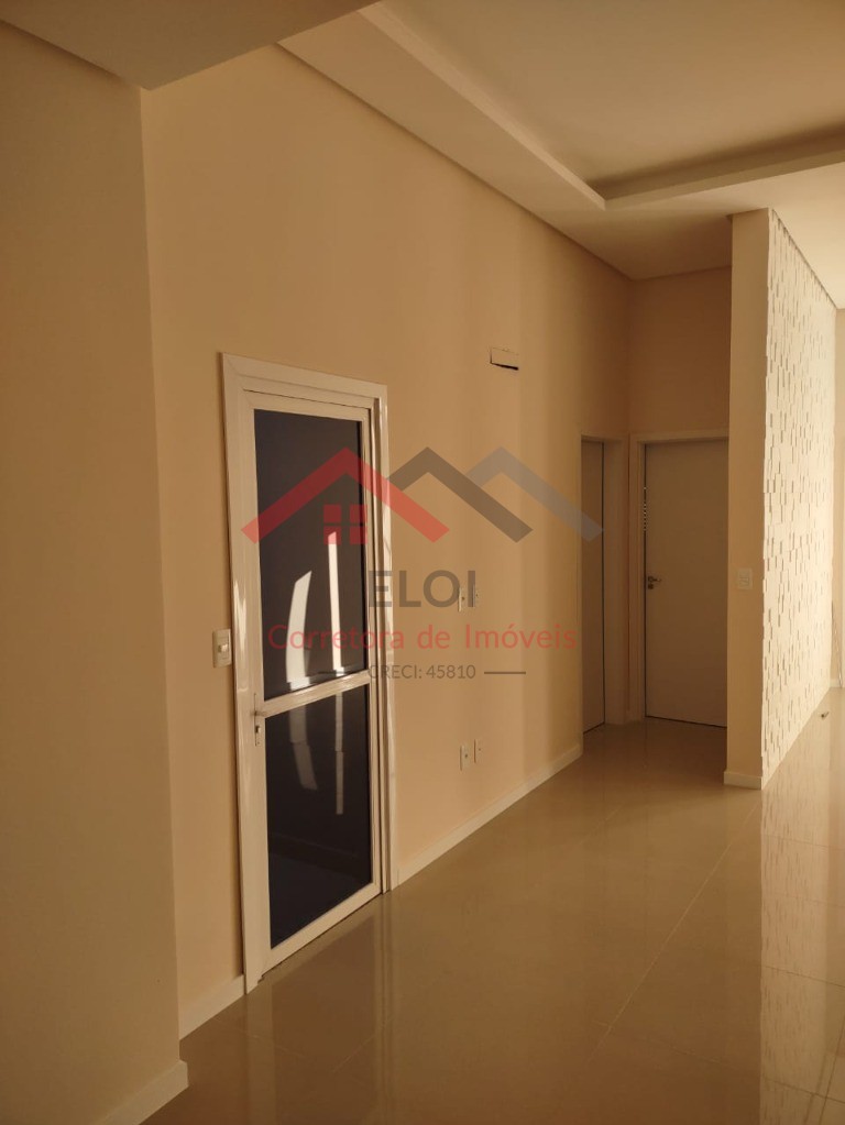 Casa à venda com 3 quartos, 81m² - Foto 5