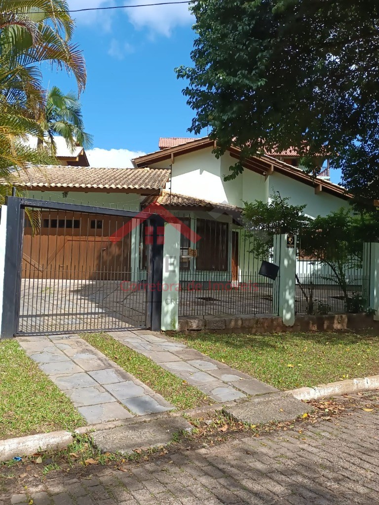 Casa à venda com 3 quartos, 120m² - Foto 1