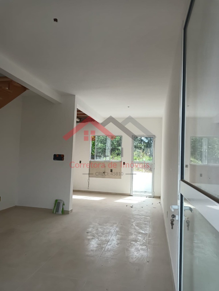 Casa à venda com 2 quartos, 53m² - Foto 5