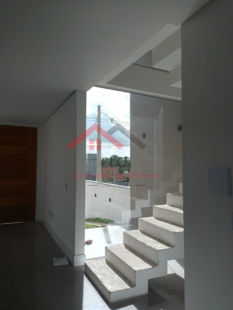 Casa à venda com 3 quartos, 120m² - Foto 2