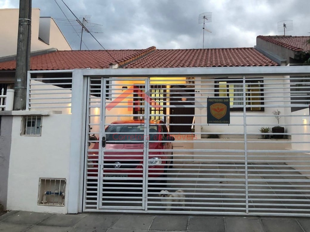 Casa à venda com 2 quartos, 80m² - Foto 1