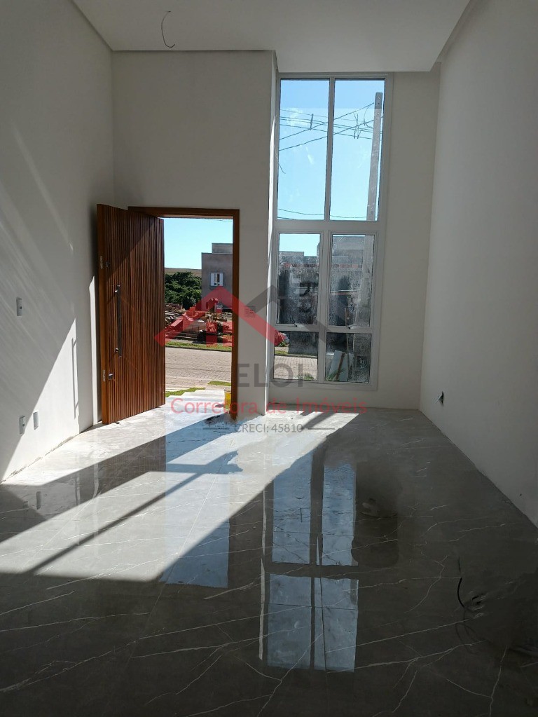 Casa à venda com 3 quartos, 98m² - Foto 2