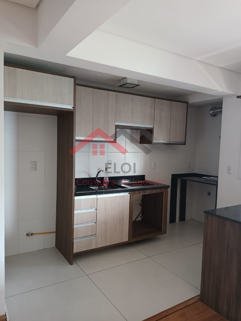 Apartamento à venda com 3 quartos, 98m² - Foto 9