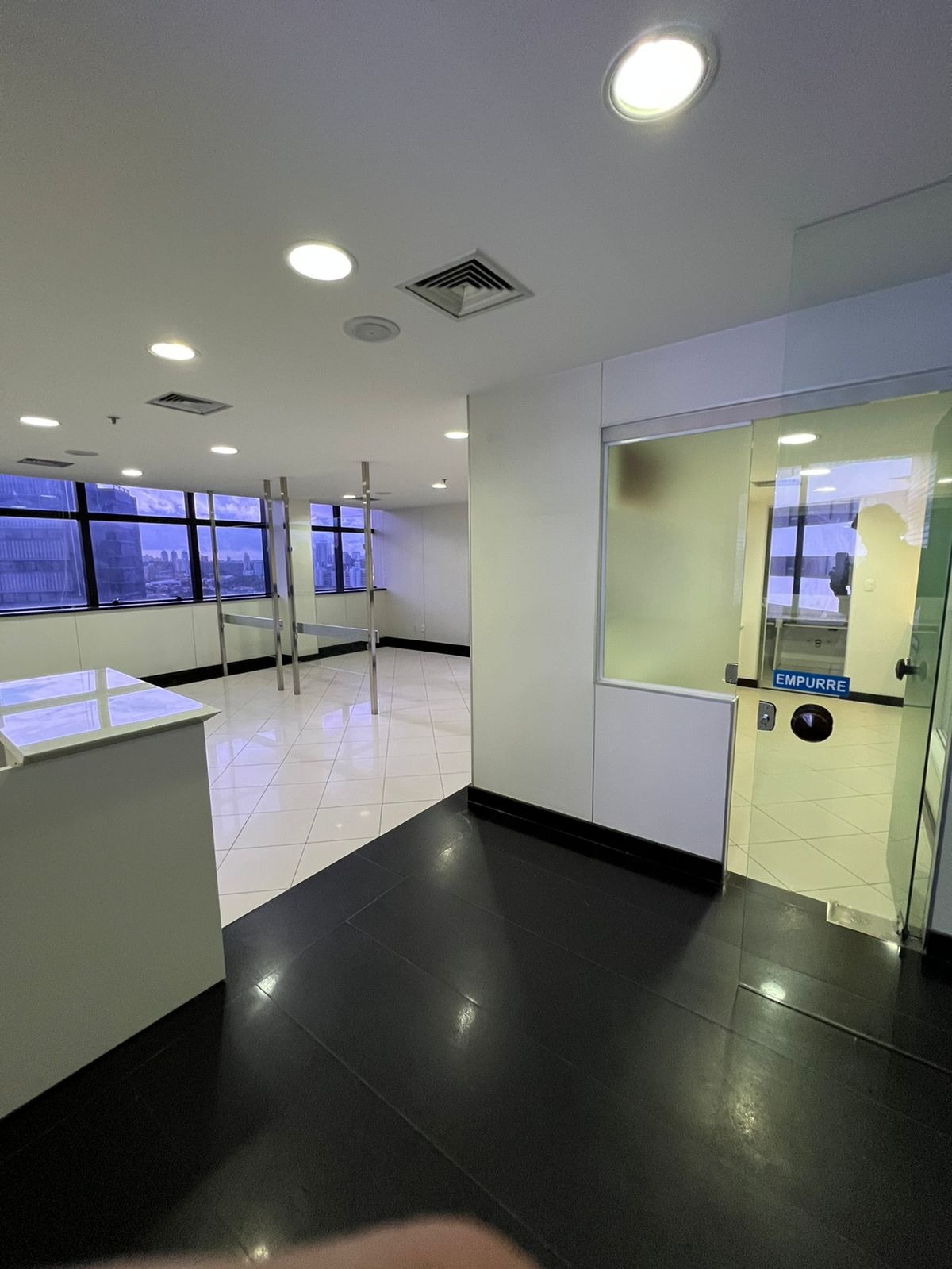 Sala comercial em salvador - ba, pituba