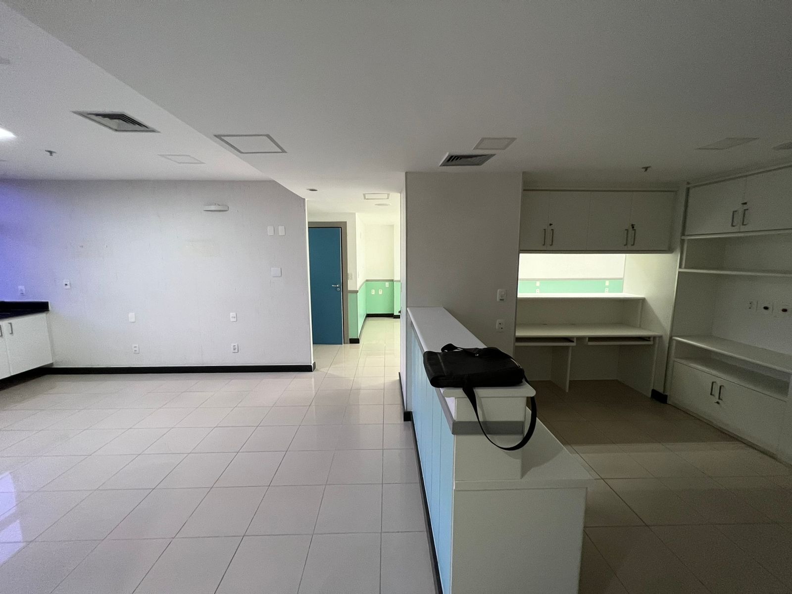 Sala comercial em salvador - ba, pituba