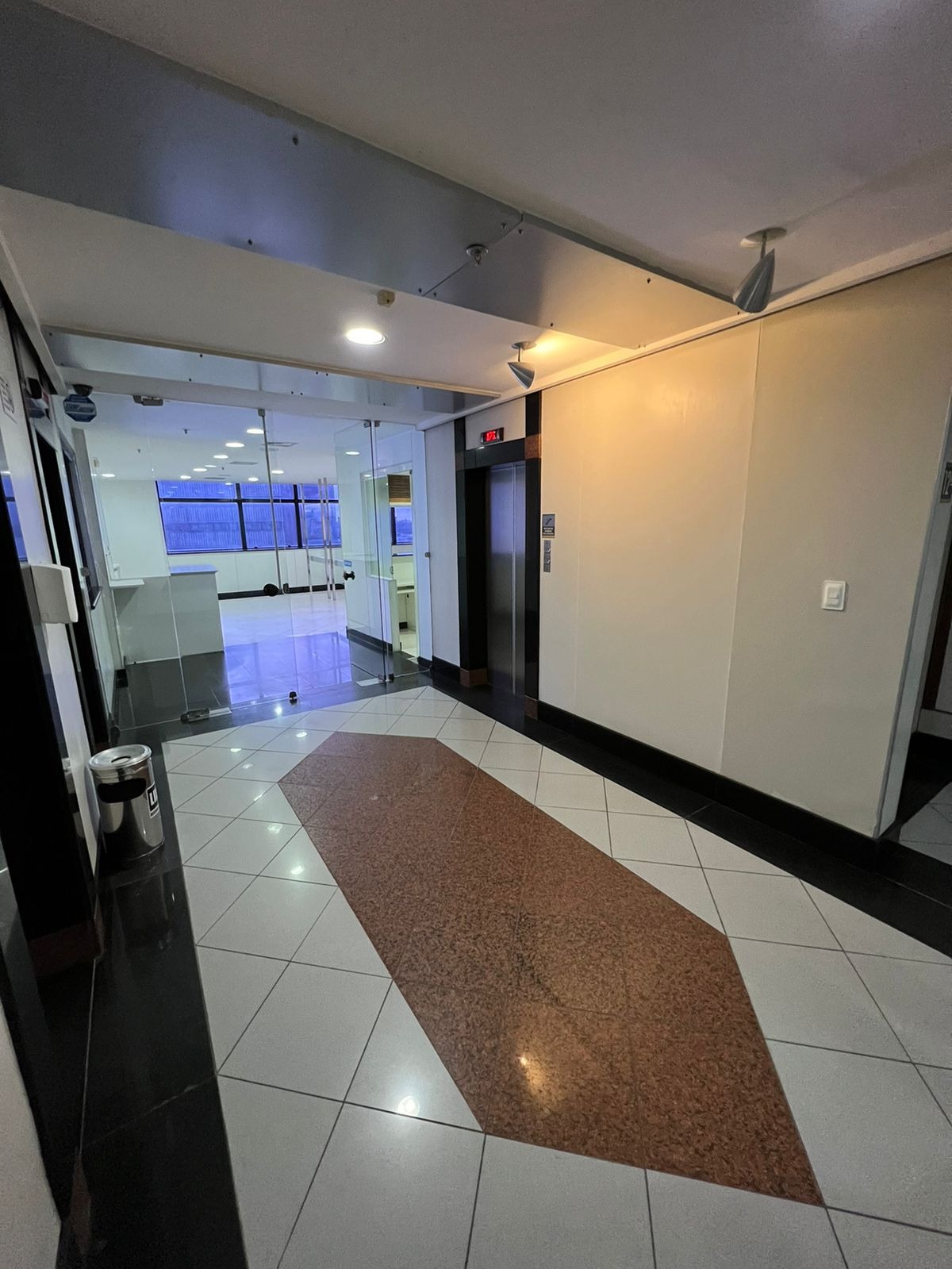Sala comercial em salvador - ba, pituba