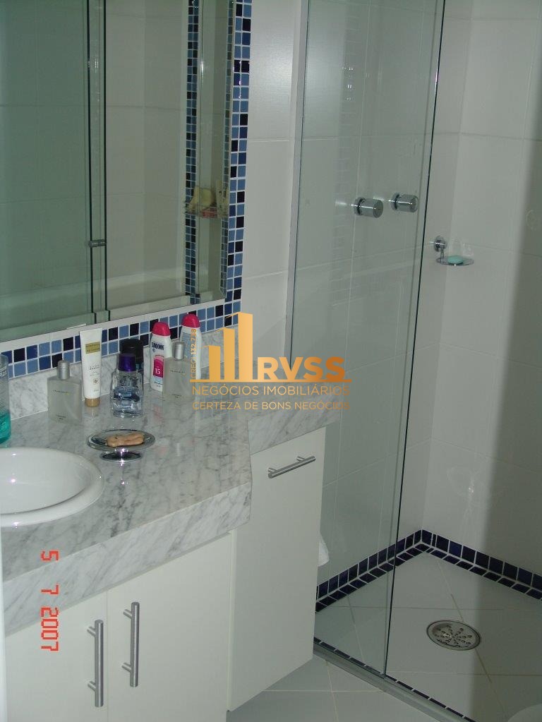 Apartamento à venda com 3 quartos, 188m² - Foto 18