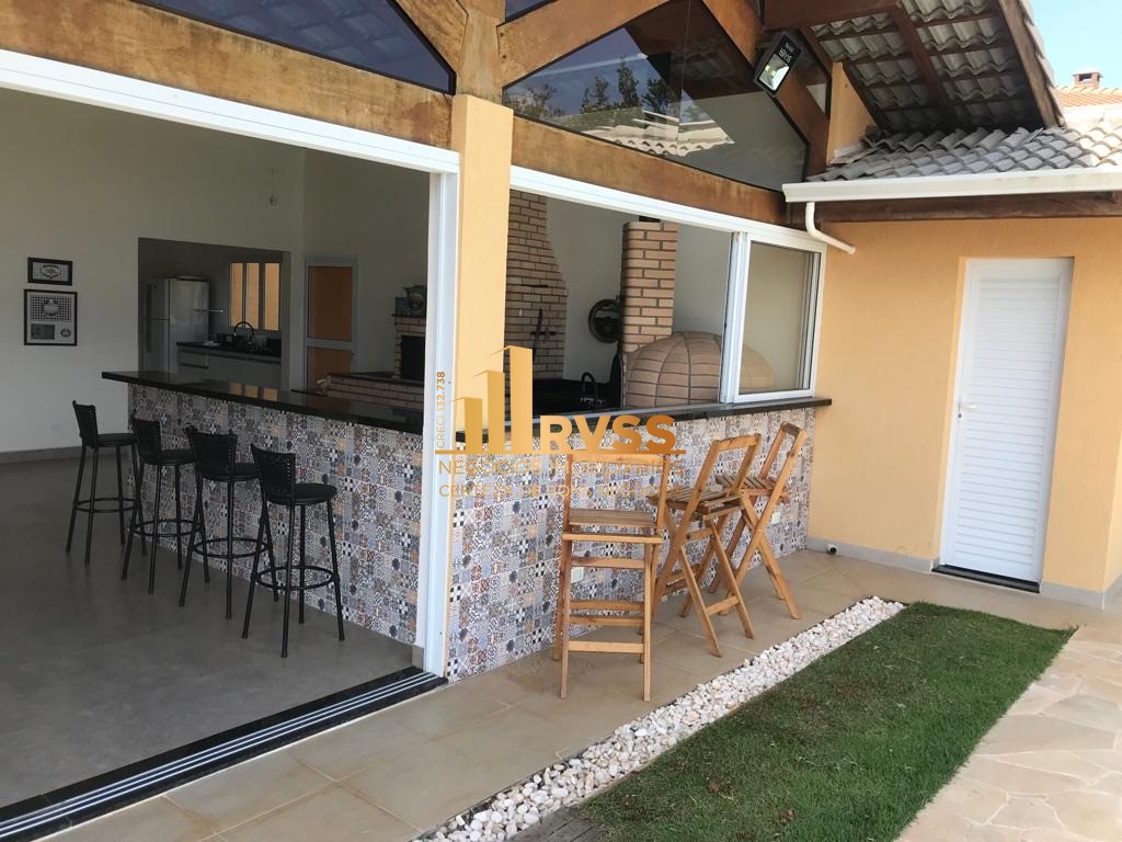 Casa à venda com 3 quartos, 1080m² - Foto 11