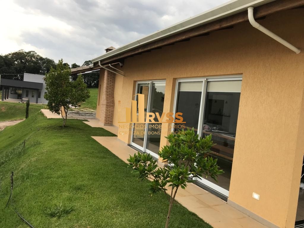 Casa à venda com 3 quartos, 1080m² - Foto 7