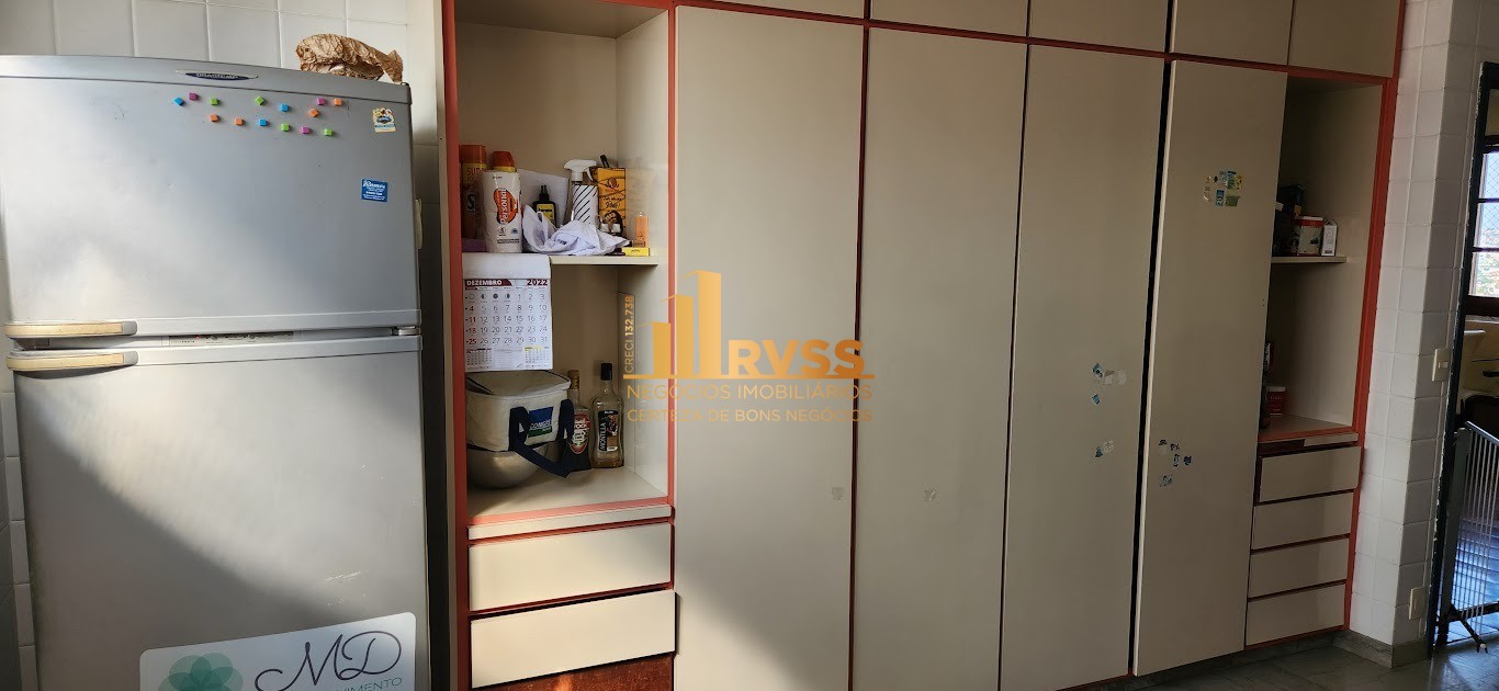 Apartamento à venda com 3 quartos, 192m² - Foto 30