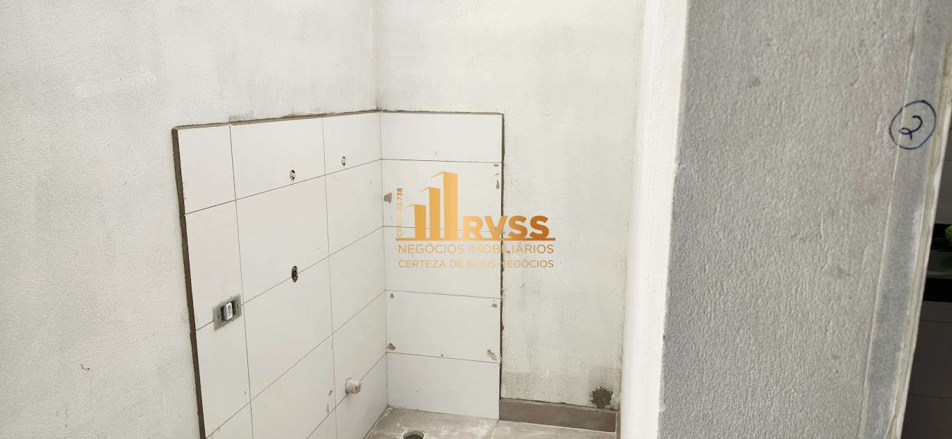 Apartamento à venda com 2 quartos, 67m² - Foto 4