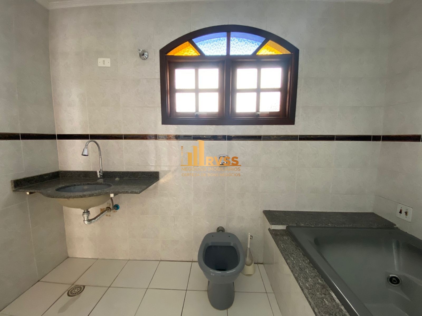 Casa à venda com 3 quartos, 183m² - Foto 13