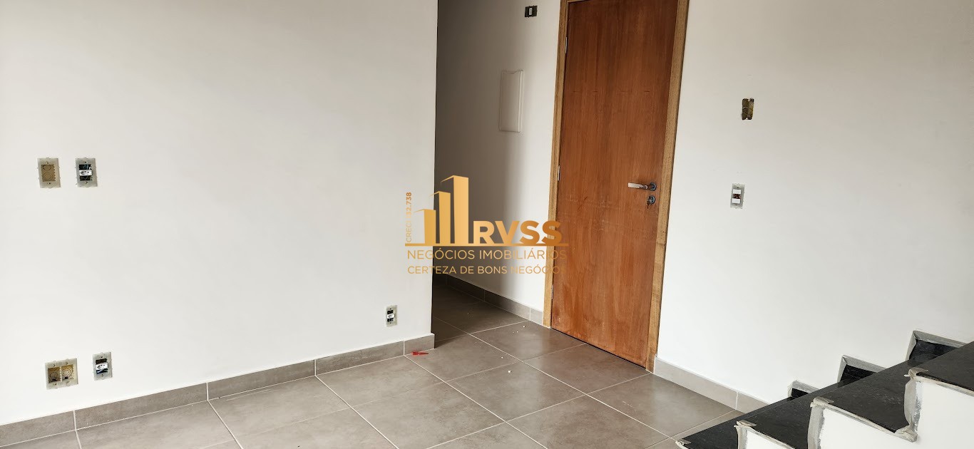 Cobertura à venda com 2 quartos, 75m² - Foto 5