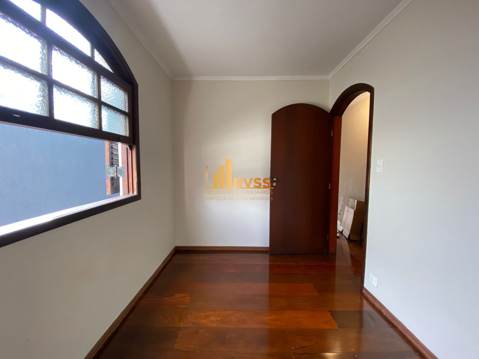 Casa à venda com 3 quartos, 183m² - Foto 10