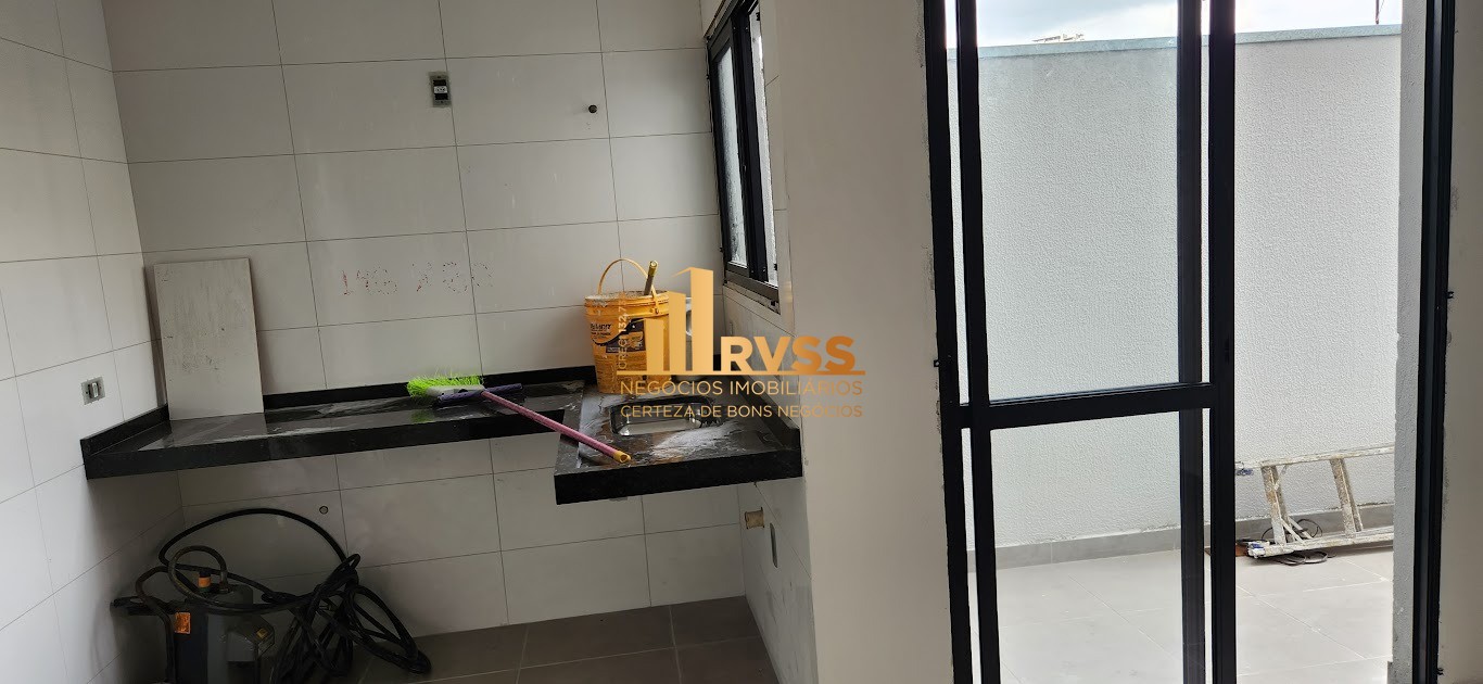 Apartamento à venda com 2 quartos, 67m² - Foto 2