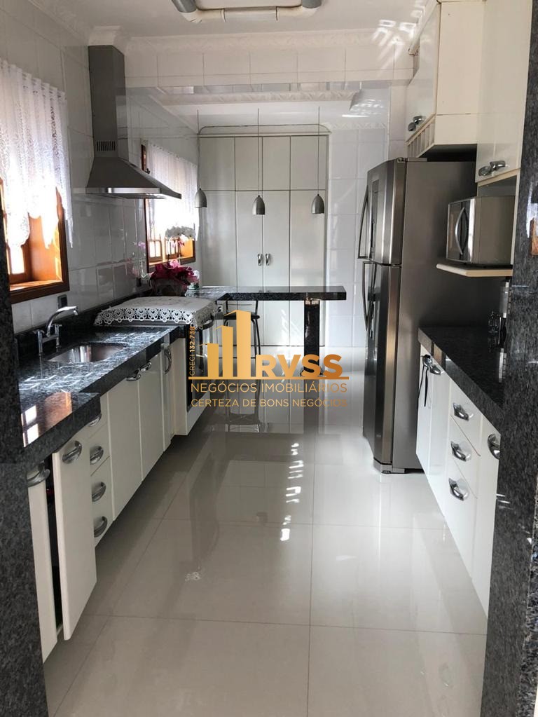 Casa à venda com 5 quartos, 650m² - Foto 21