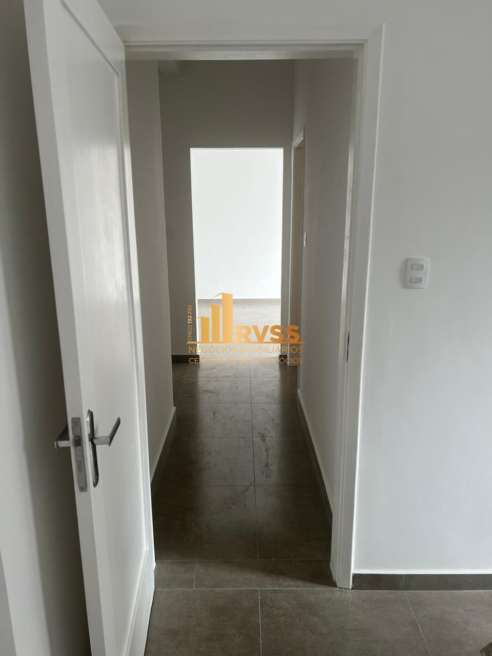 Apartamento à venda com 2 quartos, 89m² - Foto 10