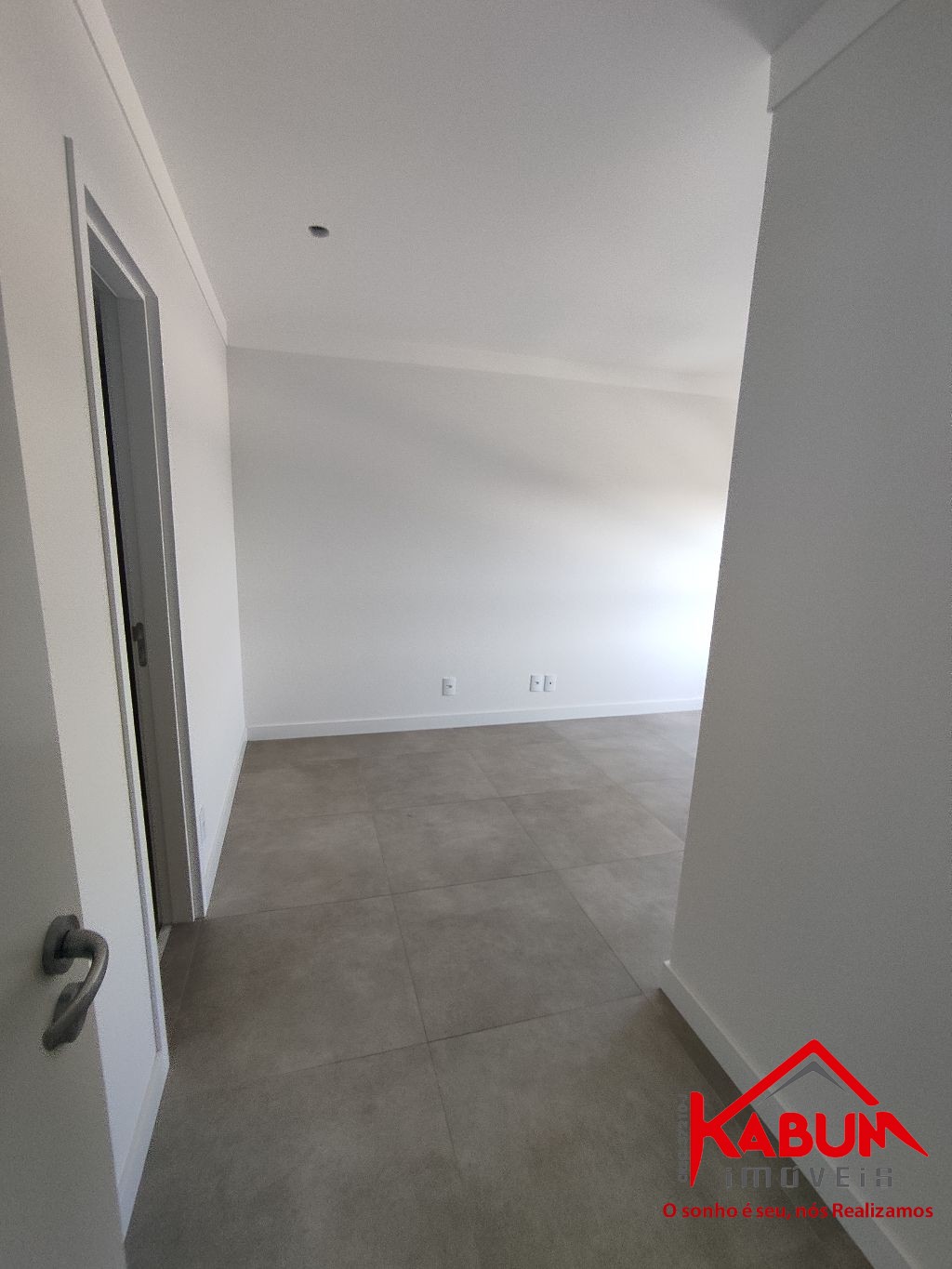 Apartamento à venda com 2 quartos, 69m² - Foto 5