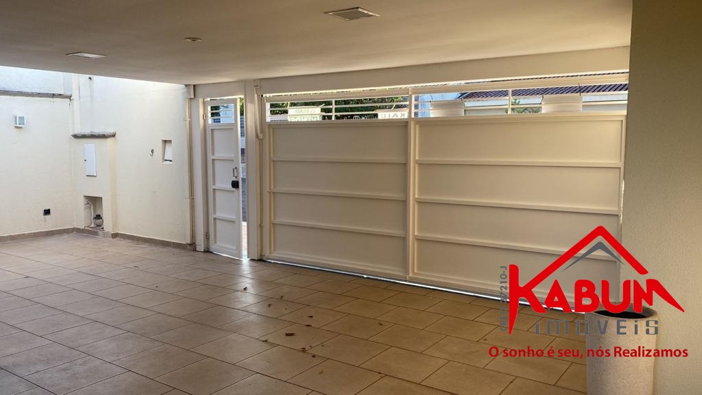 Casa à venda com 3 quartos, 250m² - Foto 3