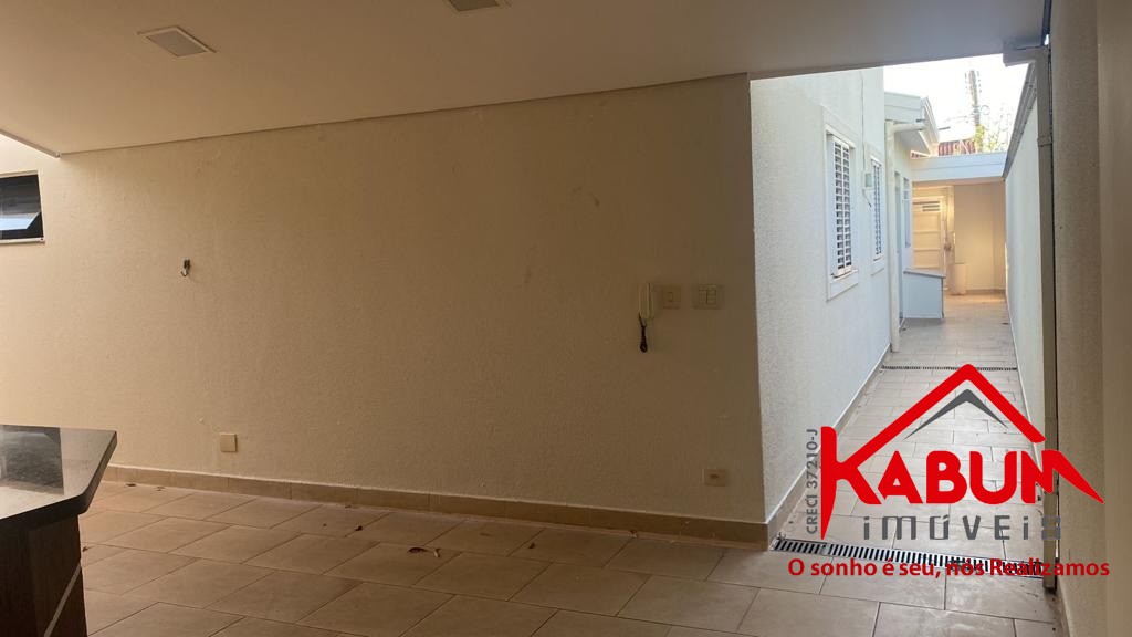 Casa à venda com 3 quartos, 250m² - Foto 11