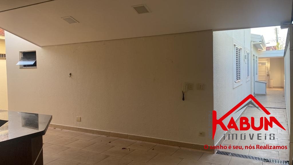 Casa à venda com 3 quartos, 250m² - Foto 18