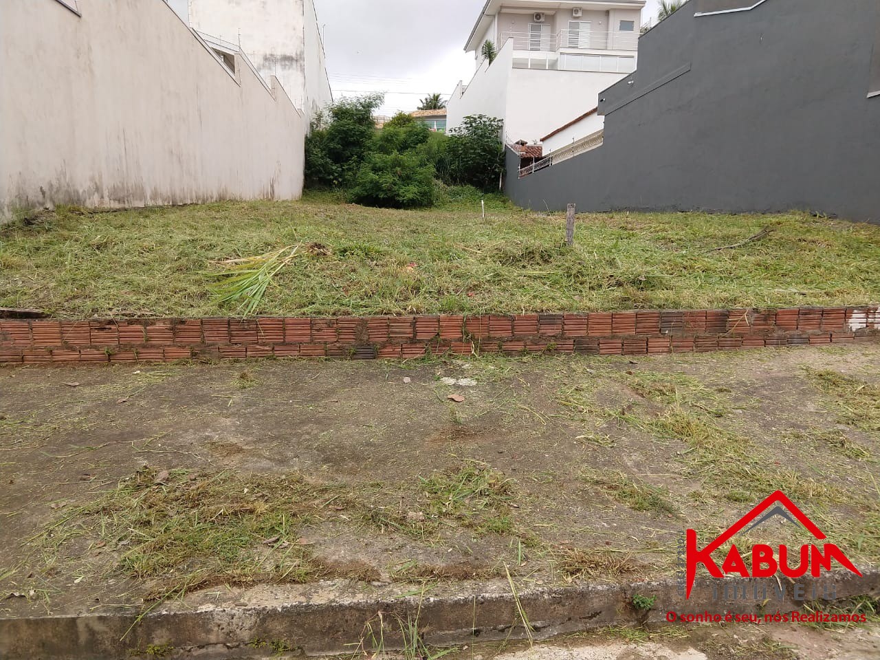 Terreno à venda, 330m² - Foto 1