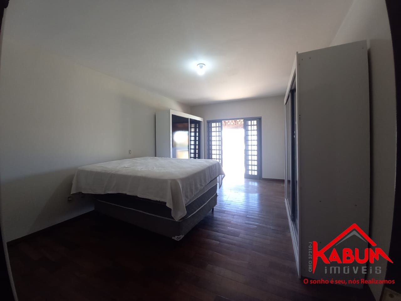 Casa à venda com 2 quartos, 241m² - Foto 22