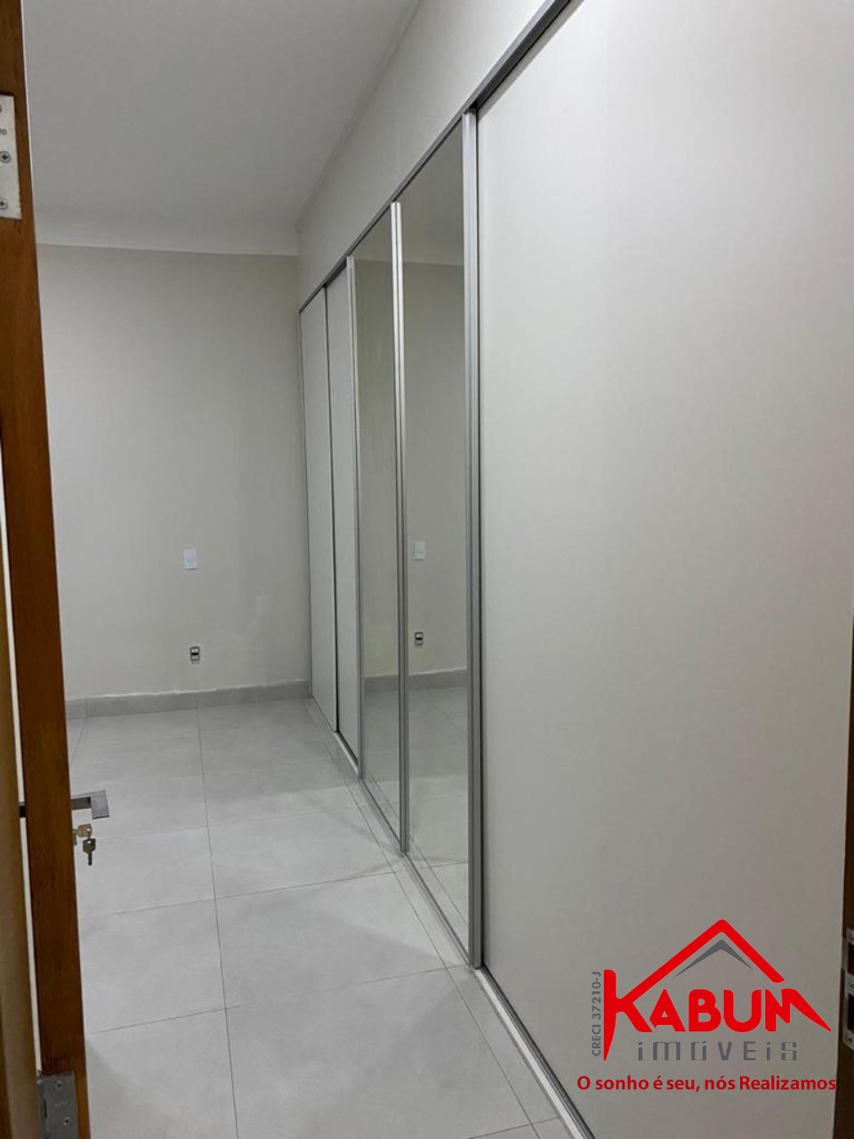 Casa à venda com 3 quartos, 200m² - Foto 6