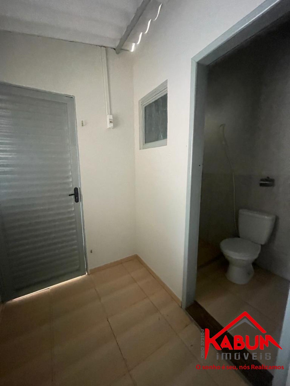 Casa à venda com 4 quartos, 250m² - Foto 15