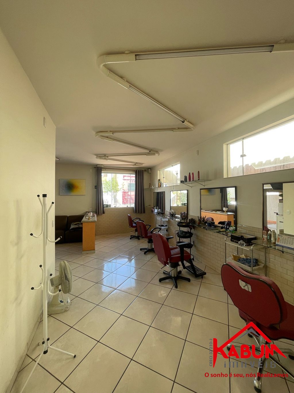 Imóvel Comercial Padrão à venda com 4 quartos, 350m² - Foto 3