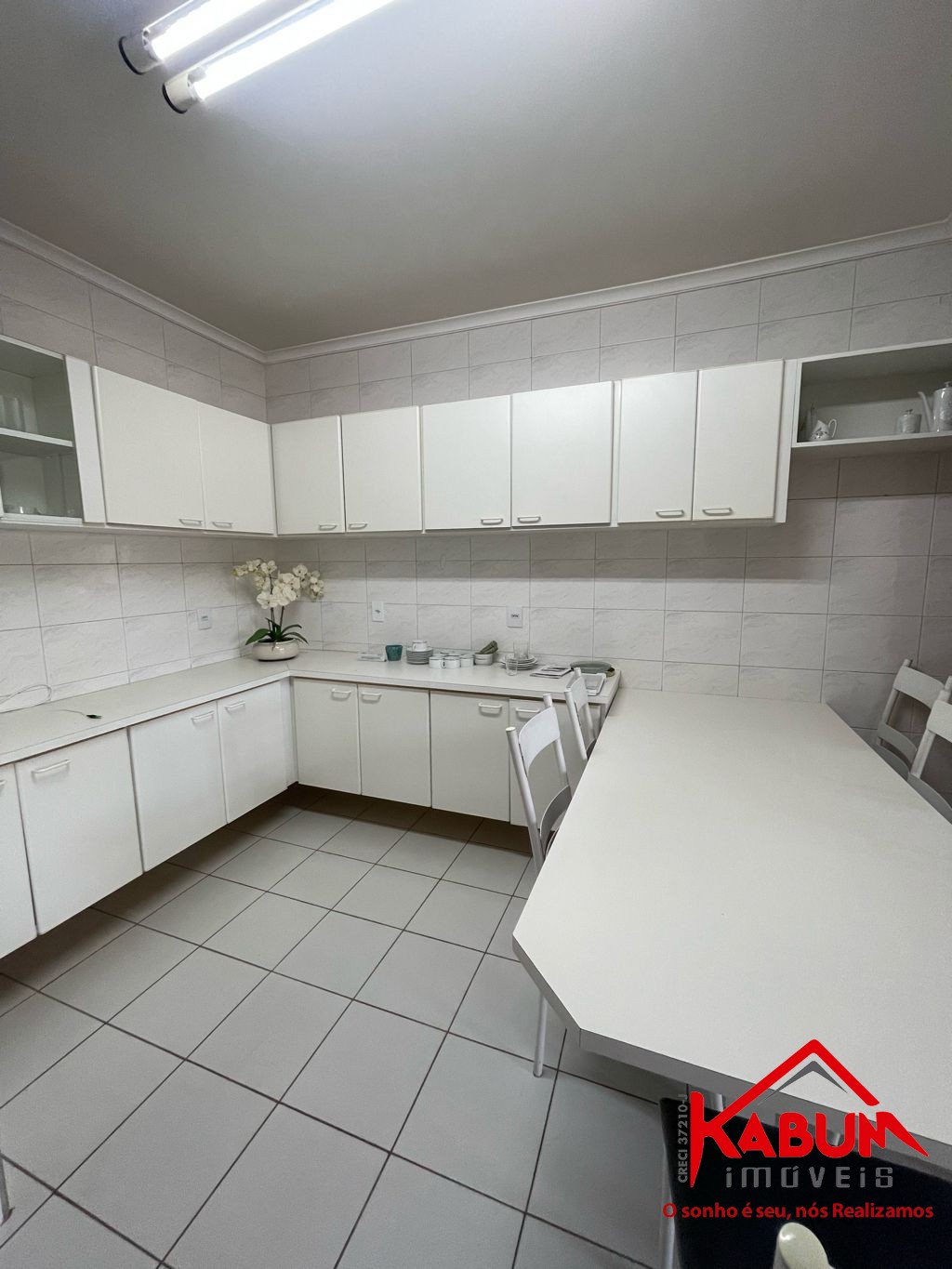 Apartamento à venda com 3 quartos, 140m² - Foto 8