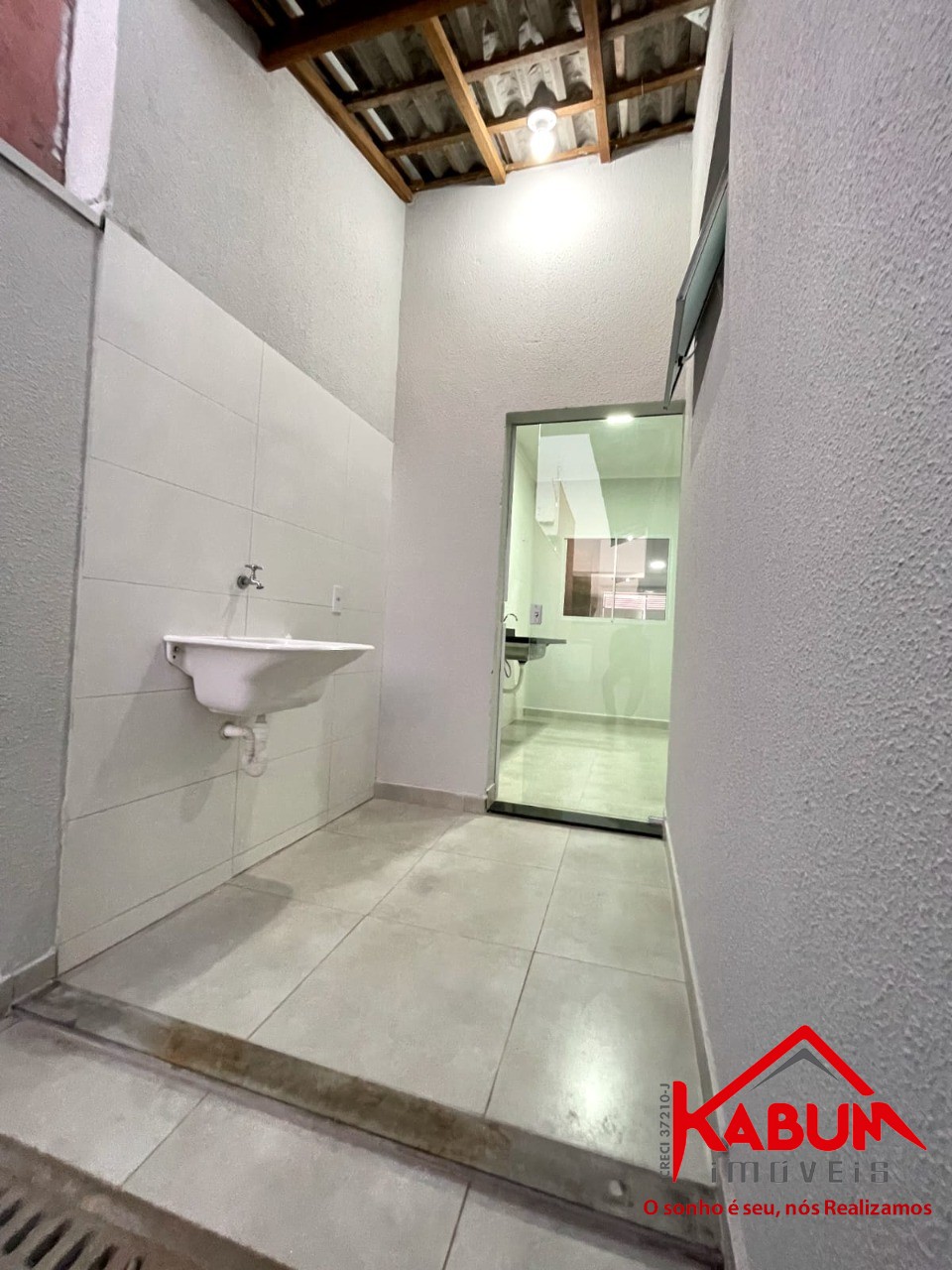 Casa à venda com 2 quartos, 150m² - Foto 8