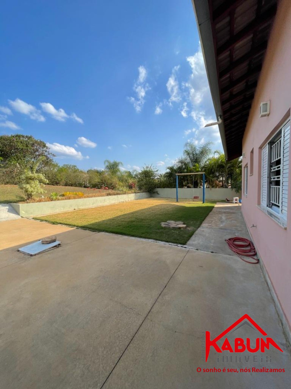 Casa à venda com 4 quartos, 3000m² - Foto 17