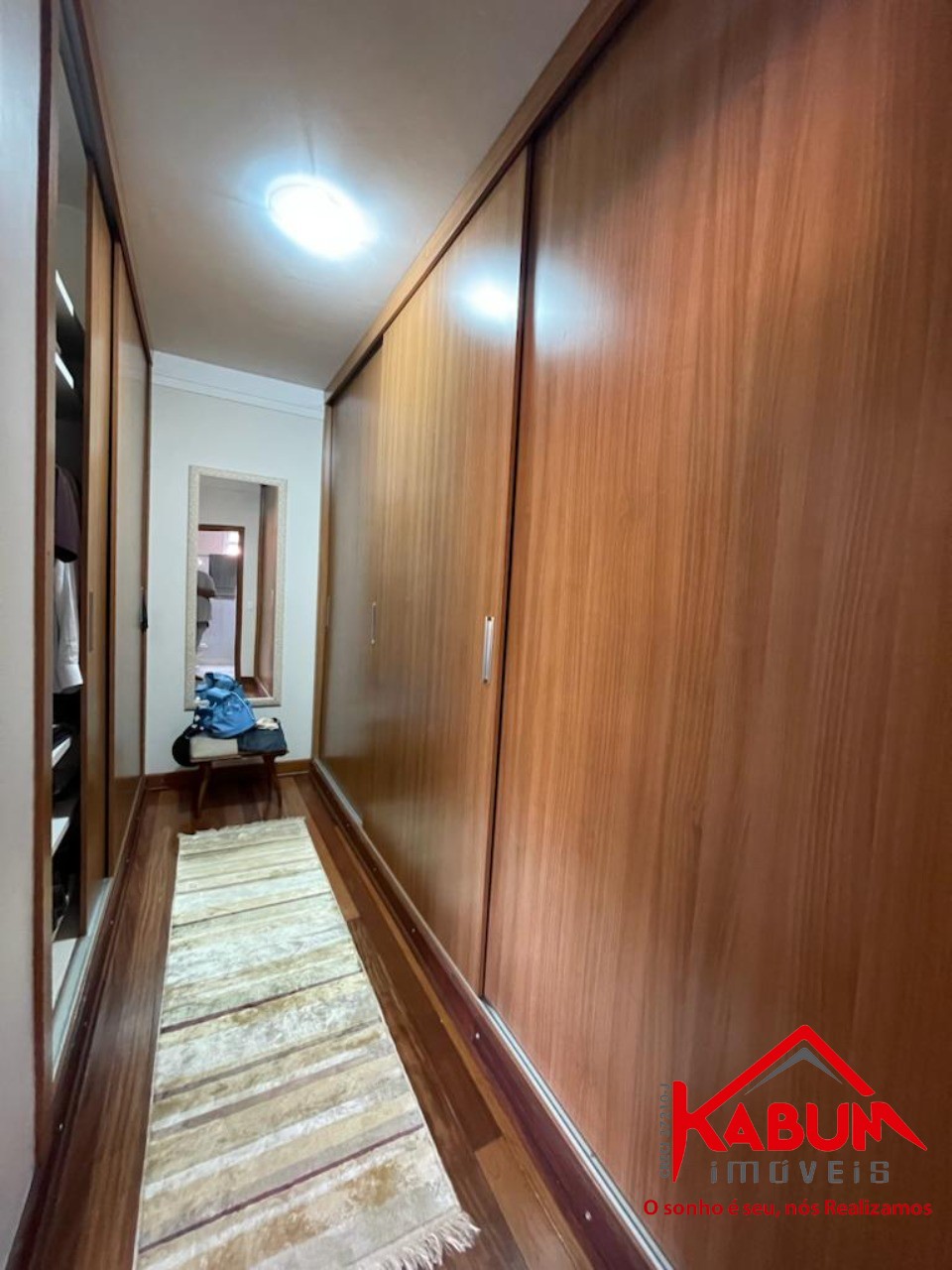 Casa à venda com 4 quartos, 3000m² - Foto 11