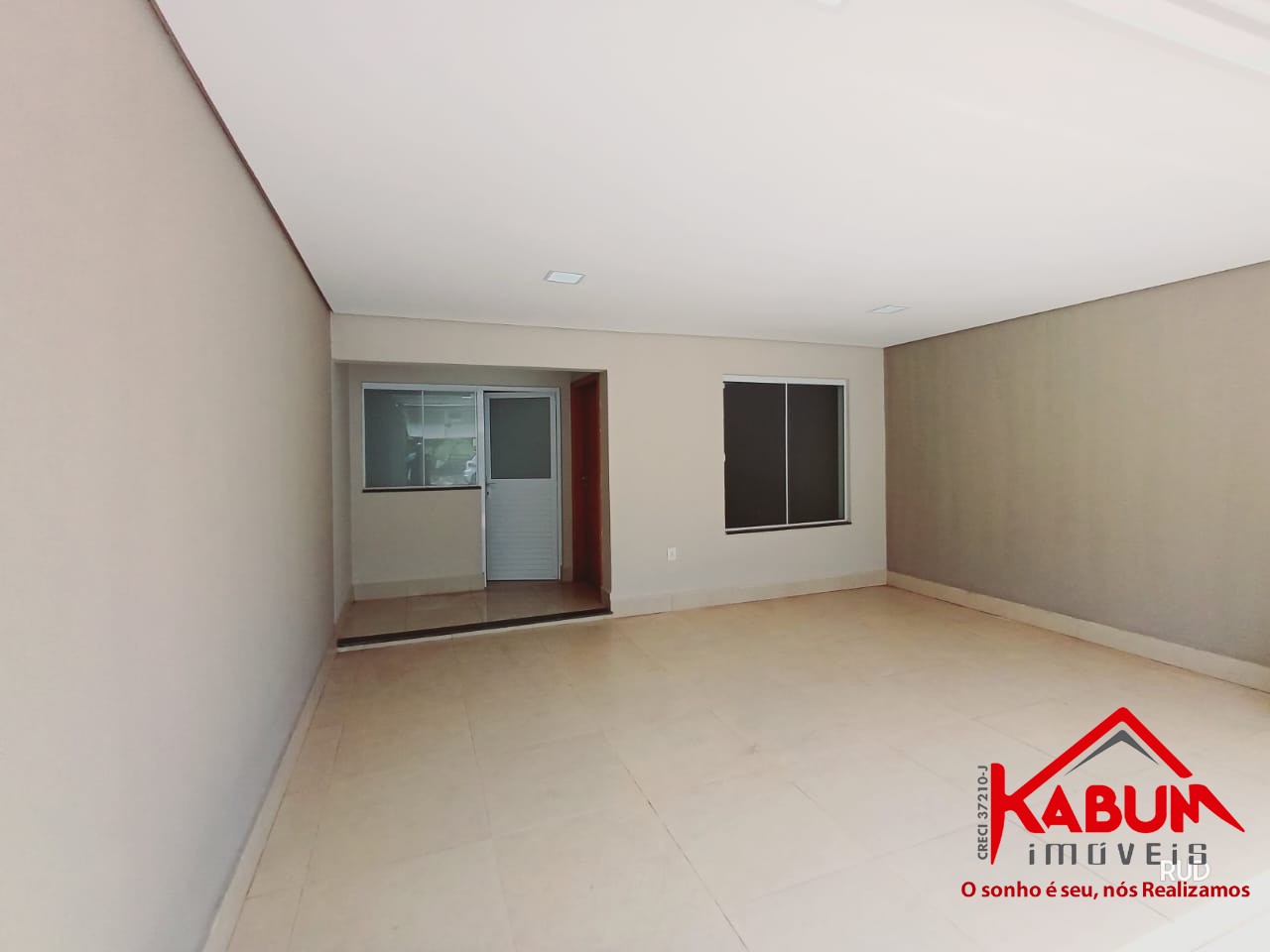 Casa à venda com 3 quartos, 137m² - Foto 4