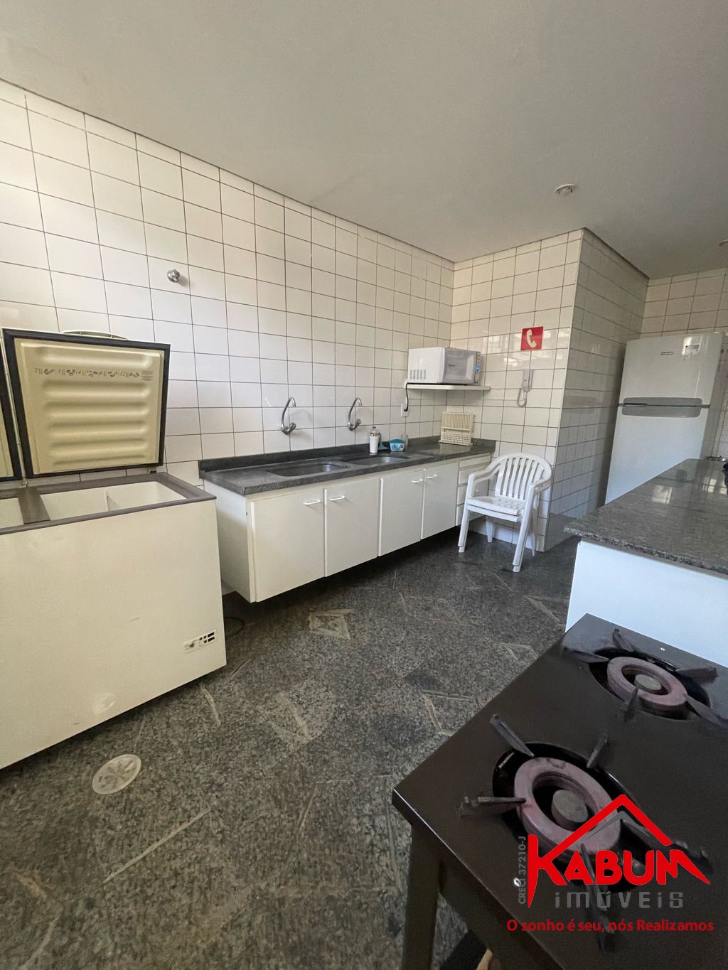 Apartamento à venda com 3 quartos, 140m² - Foto 6