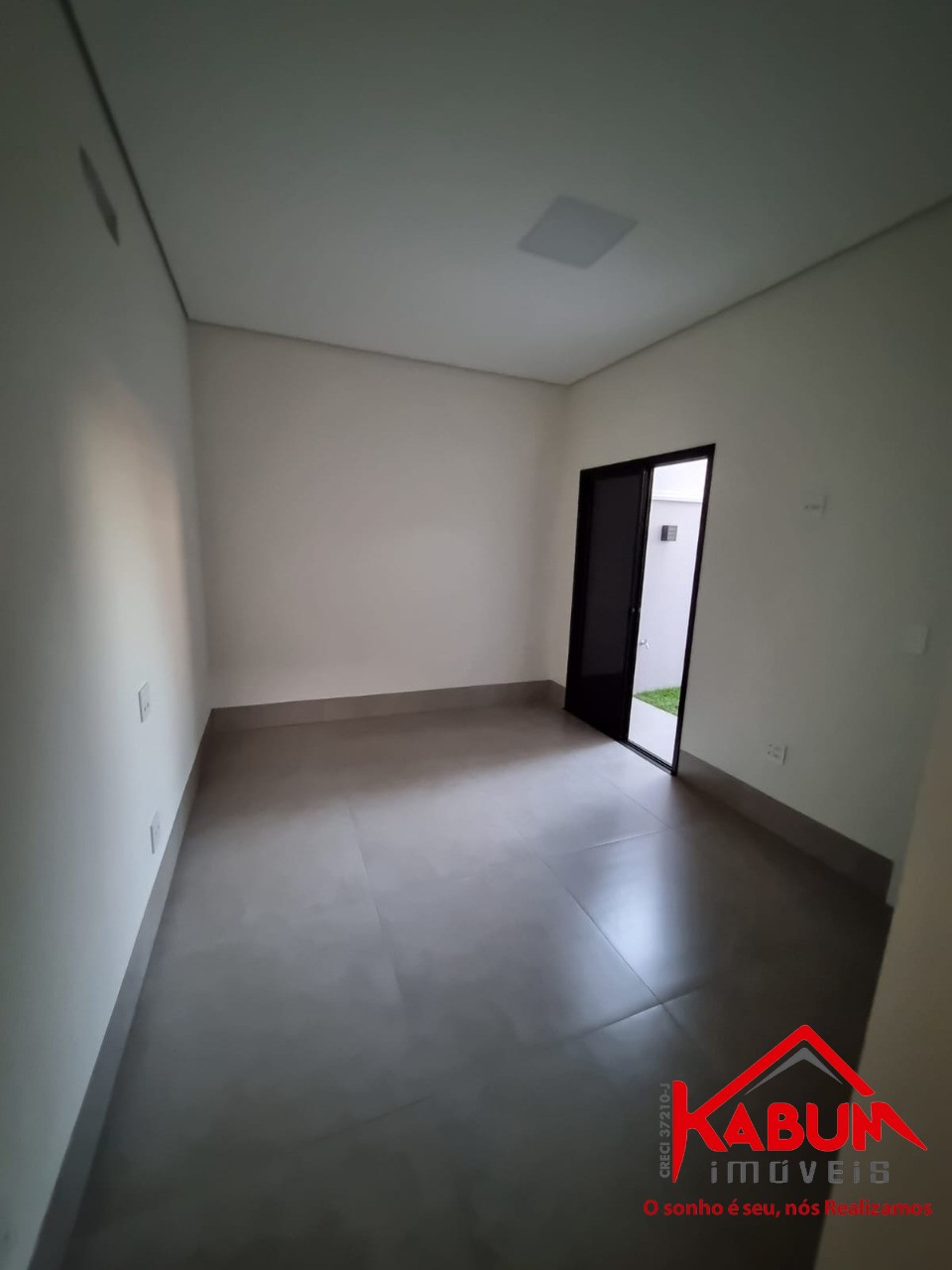 Casa à venda com 3 quartos, 348m² - Foto 11