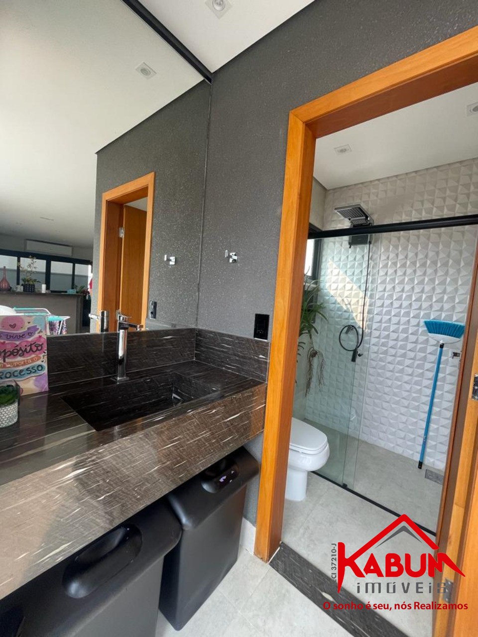 Casa à venda com 3 quartos, 360m² - Foto 4