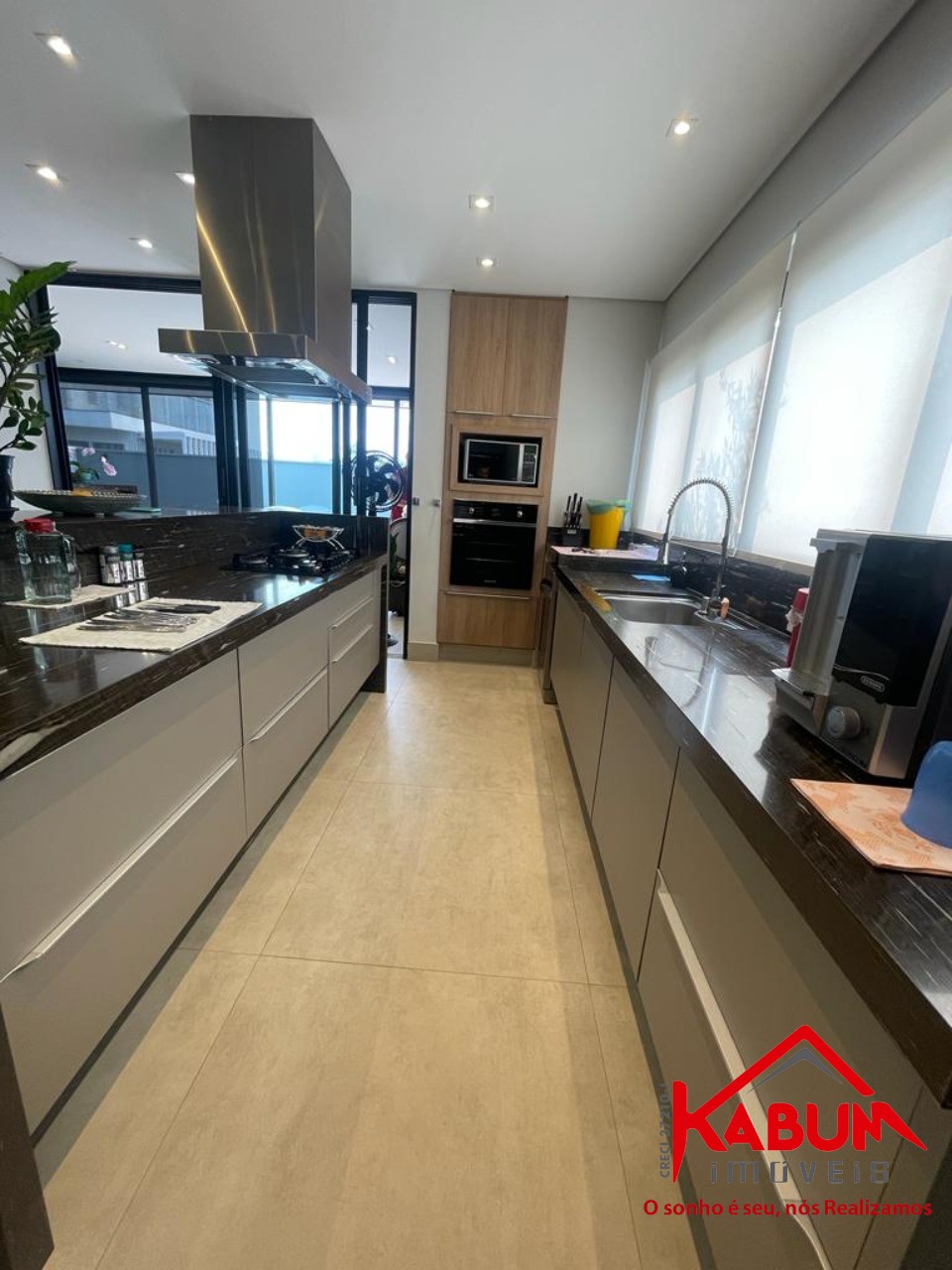 Casa à venda com 3 quartos, 360m² - Foto 8