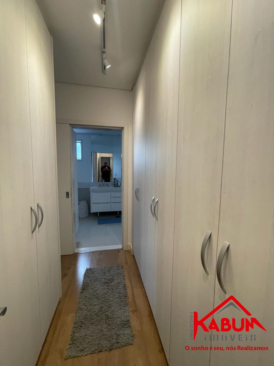 Apartamento à venda com 3 quartos, 144m² - Foto 9