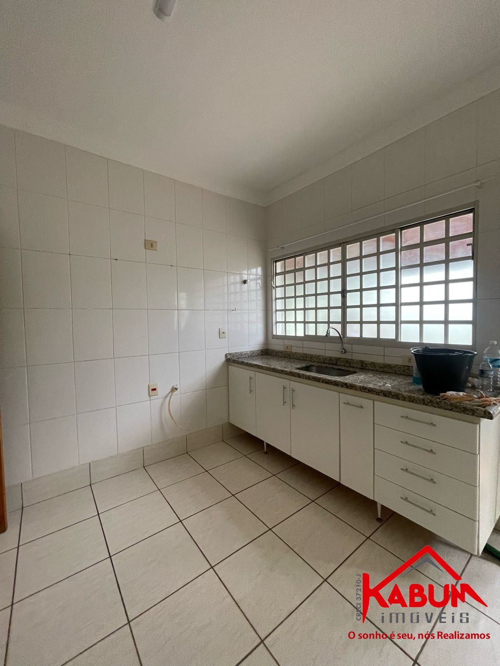 Casa à venda com 2 quartos, 135m² - Foto 9