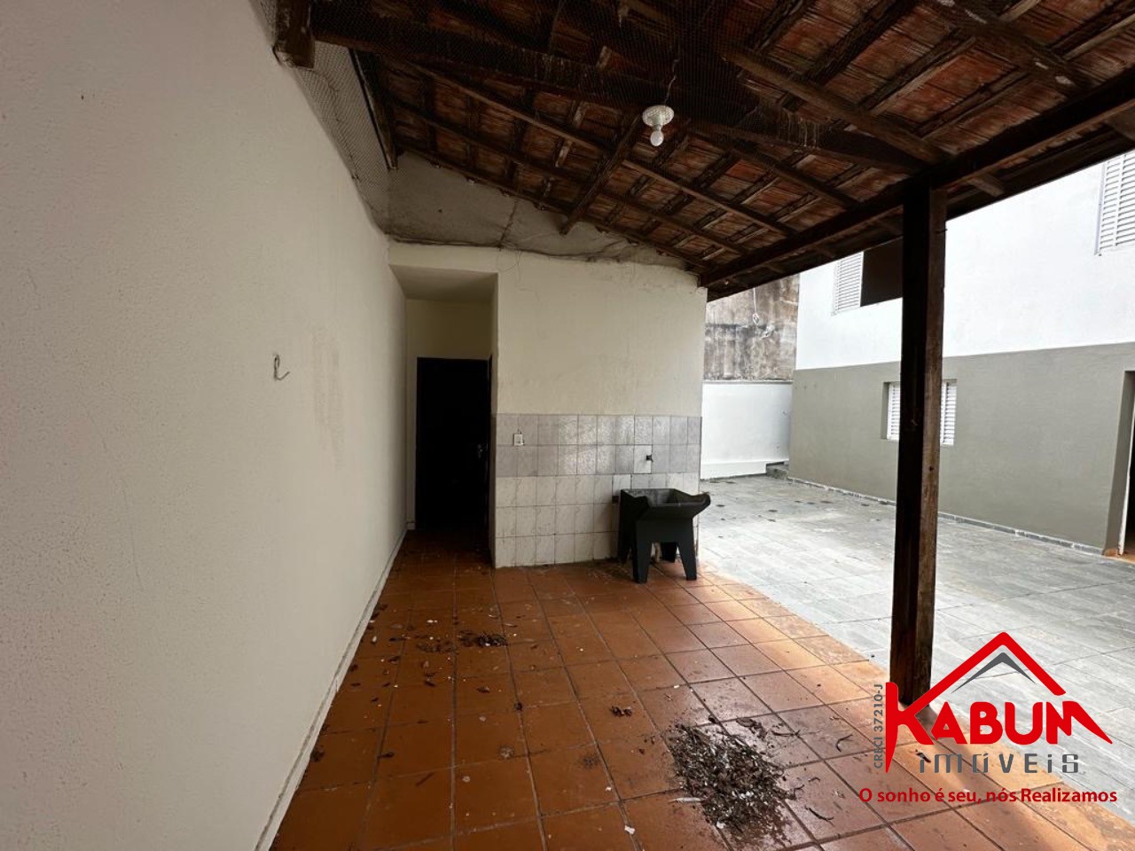 Casa à venda com 3 quartos, 200m² - Foto 17