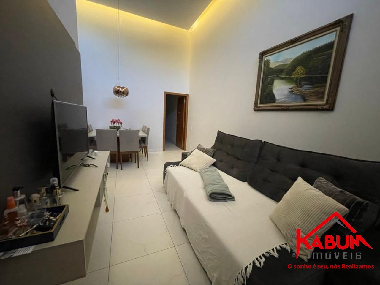 Casa à venda com 3 quartos, 170m² - Foto 1