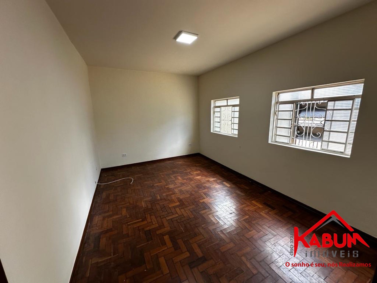 Casa à venda com 3 quartos, 200m² - Foto 10