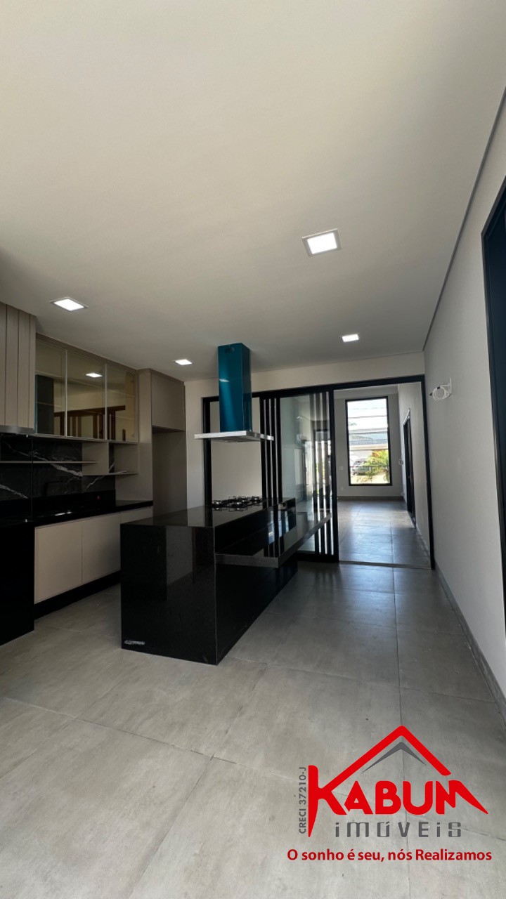 Casa à venda com 3 quartos, 168m² - Foto 4