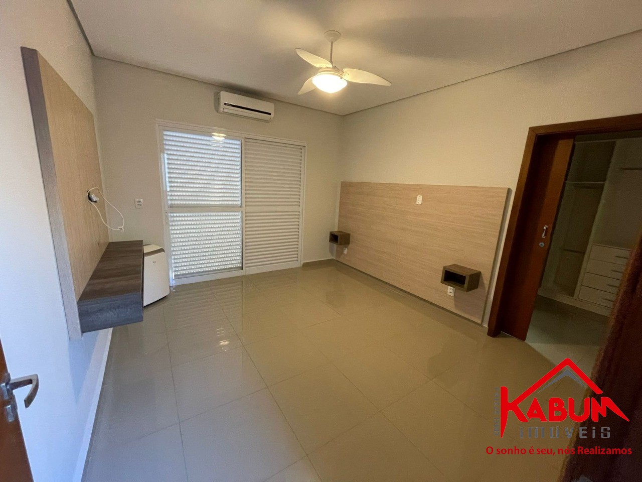 Casa à venda com 3 quartos, 340m² - Foto 6