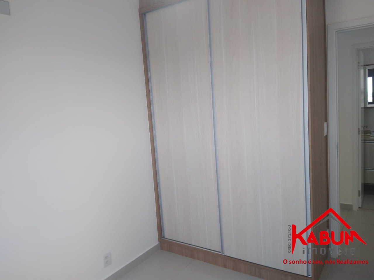 Apartamento à venda com 2 quartos, 58m² - Foto 3