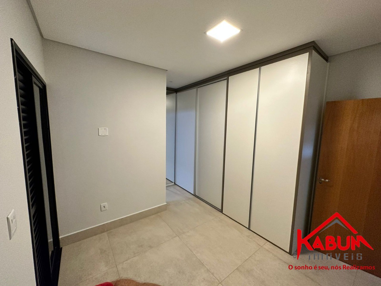 Casa à venda com 3 quartos, 250m² - Foto 12